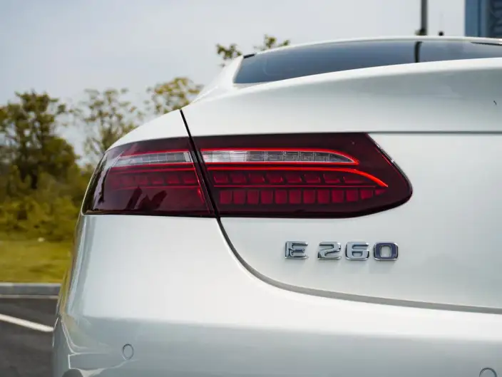 Mercedes-Benz E-Class Imported 2023 Model E 260 Coupe – фото 6