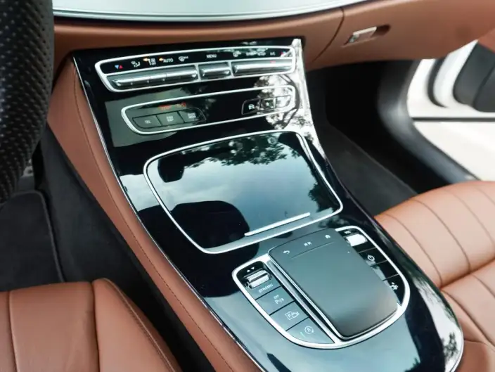 Mercedes-Benz E-Class Imported 2023 Model E 260 Coupe – фото 7