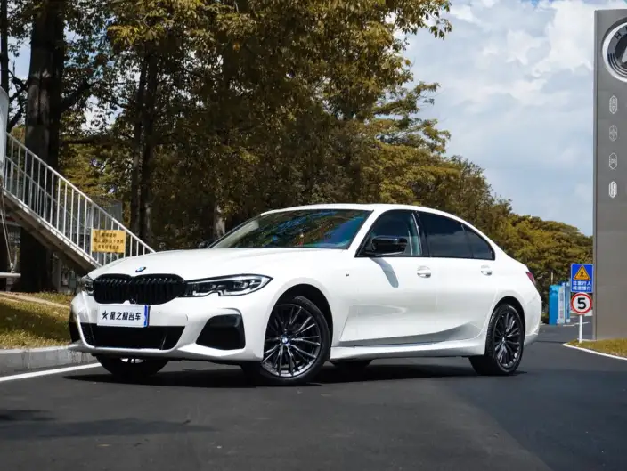 BMW 3 Series 2022 Model 325Li M Sports Night Set – фото 1