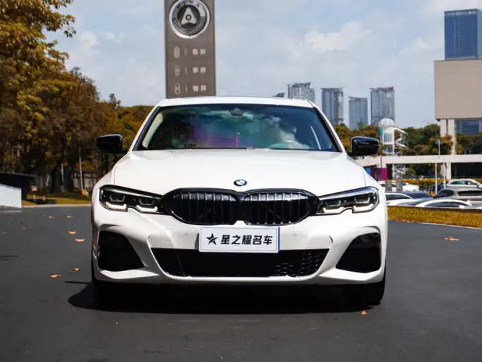 BMW 3 Series 2022 Model 325Li M Sports Night Set – фото 2