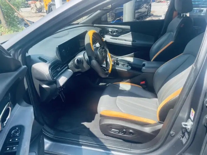 Emzoom 2022 Model 270T J16 R-Style Track Edition – фото 8