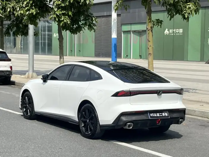 Changan UNI-V 2022 Model 1.5T Noble Model – фото 5