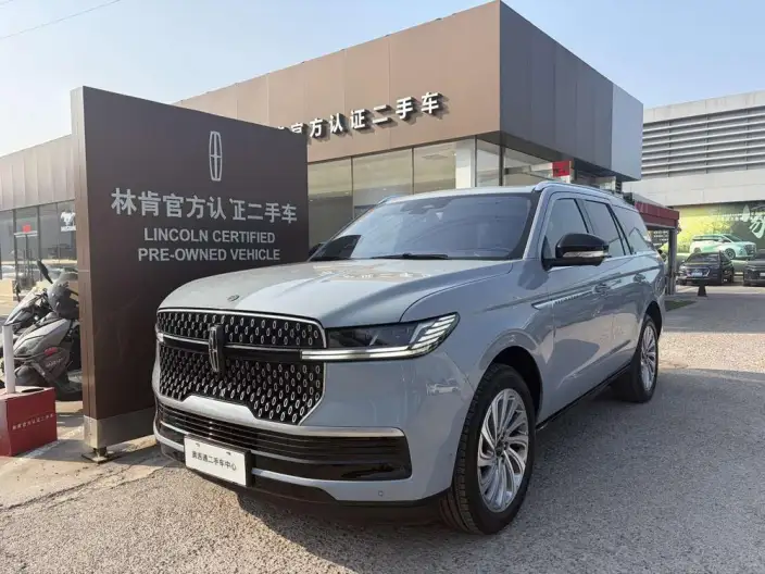 Lincoln Navigator 2025 Model 3.5T President Edition – фото 1