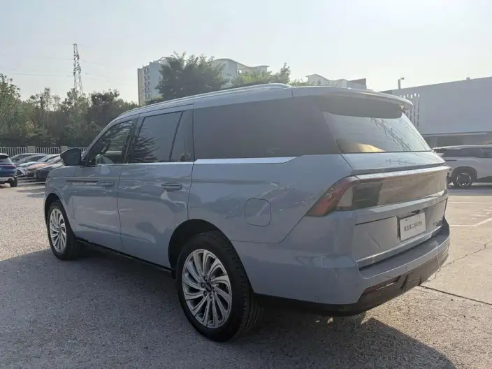 Lincoln Navigator 2025 Model 3.5T President Edition – фото 4