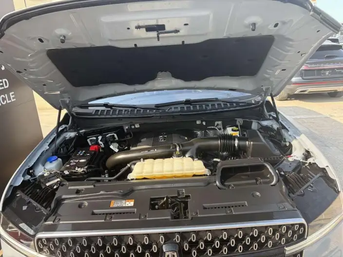Lincoln Navigator 2025 Model 3.5T President Edition – фото 6