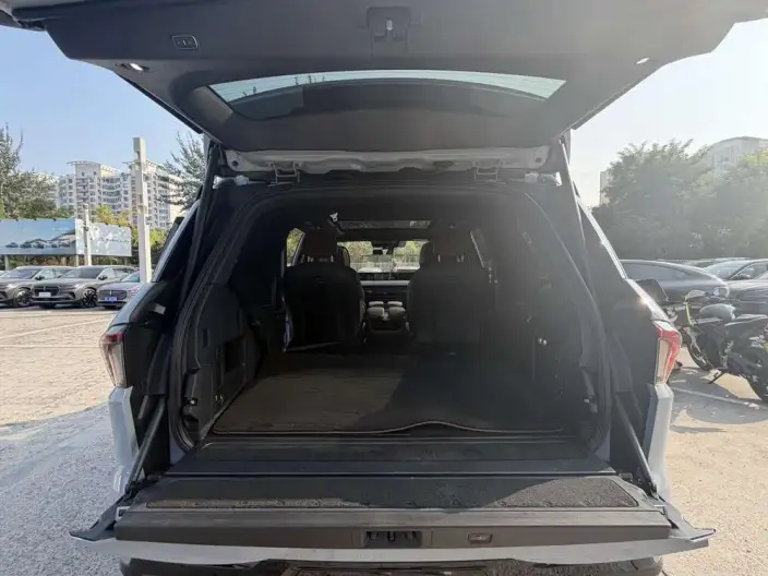 Lincoln Navigator 2025 Model 3.5T President Edition – фото 8