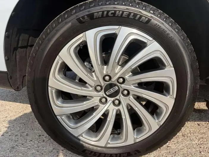 Lincoln Navigator 2025 Model 3.5T President Edition – фото 9