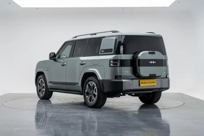 Titan 7 PHEV 2025 Model 200KM 2WD Max Edition – фото 5