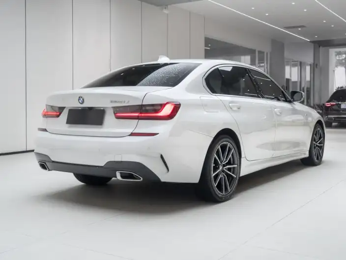 BMW 3 Series 2022 Model 320Li M Sports Set – фото 4