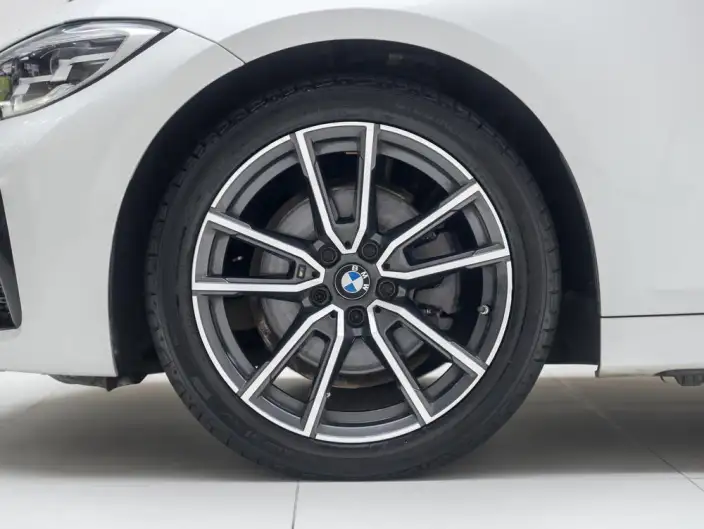 BMW 3 Series 2022 Model 320Li M Sports Set – фото 9