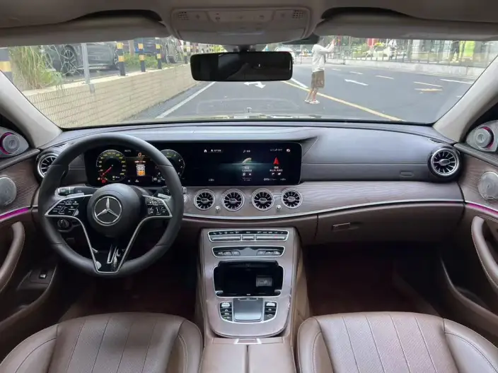 Mercedes-Benz E-Class 2021 Model E 300 L Fashion Model sedan – фото 8