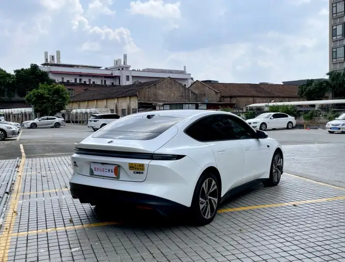 NIO ET5 2022 Model 100kWh – фото 6