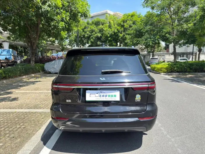 Li Auto ONE 2021 Model Extended Range 6 seat Edition – фото 6