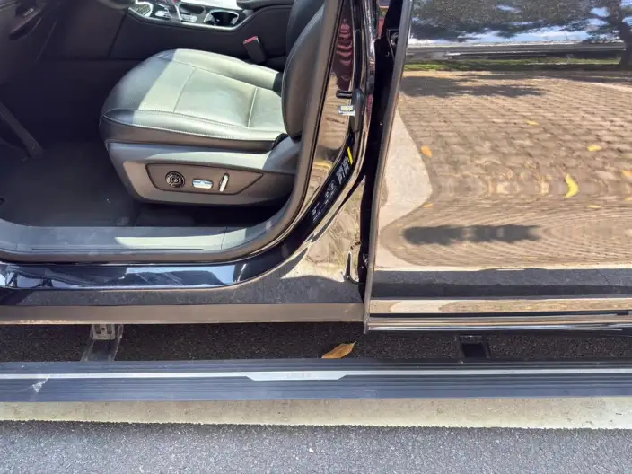 Li Auto ONE 2021 Model Extended Range 6 seat Edition – фото 9