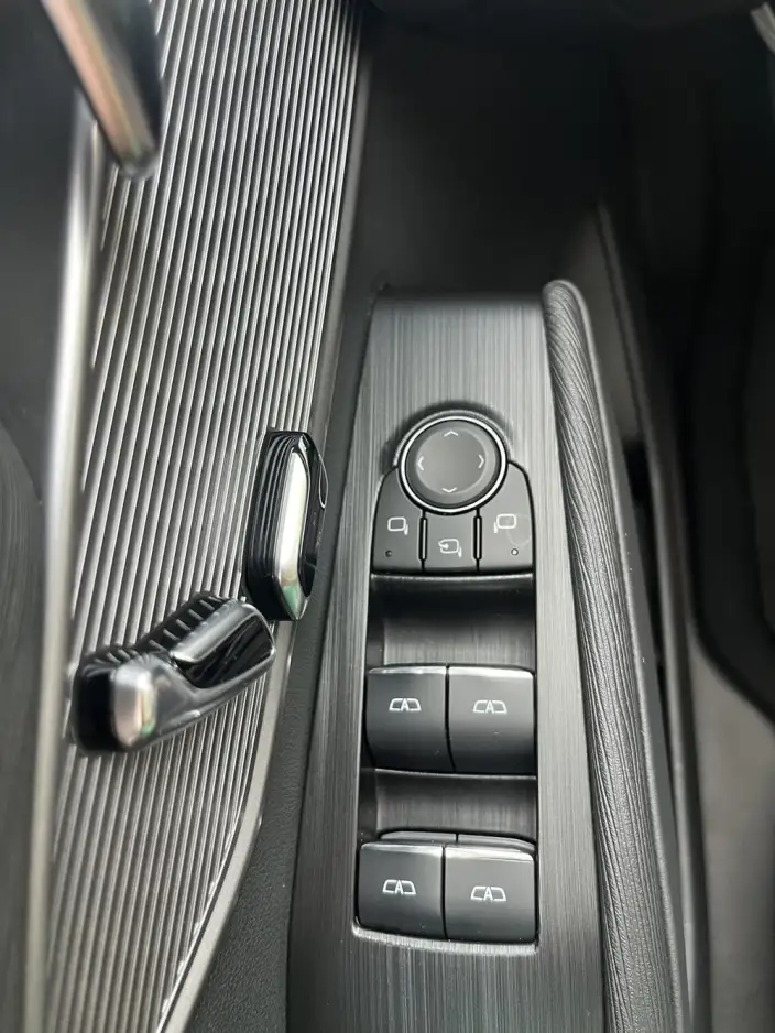 Buick LaCrosse 2024 Model 28T Automatic Yue Zun Edition – фото 9