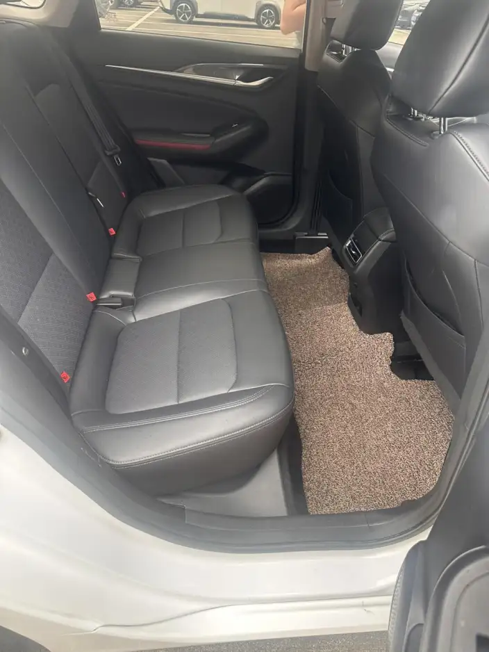 Changan Yida 2023 Model 1.5T GDI Automatic Noble Model – фото 9