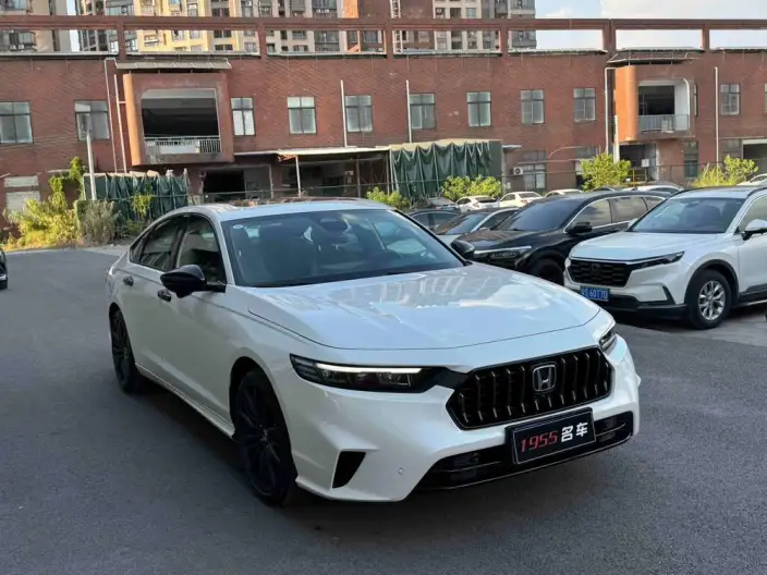Honda INSPIRE 2023 Model 260TURBO Jingyao Edition – фото 3