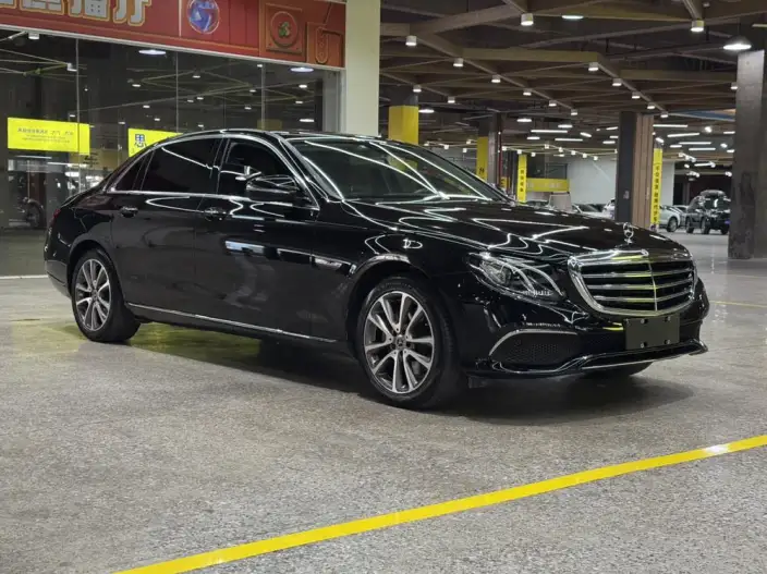 Mercedes-Benz E-Class 2020 Model E 260 L – фото 3
