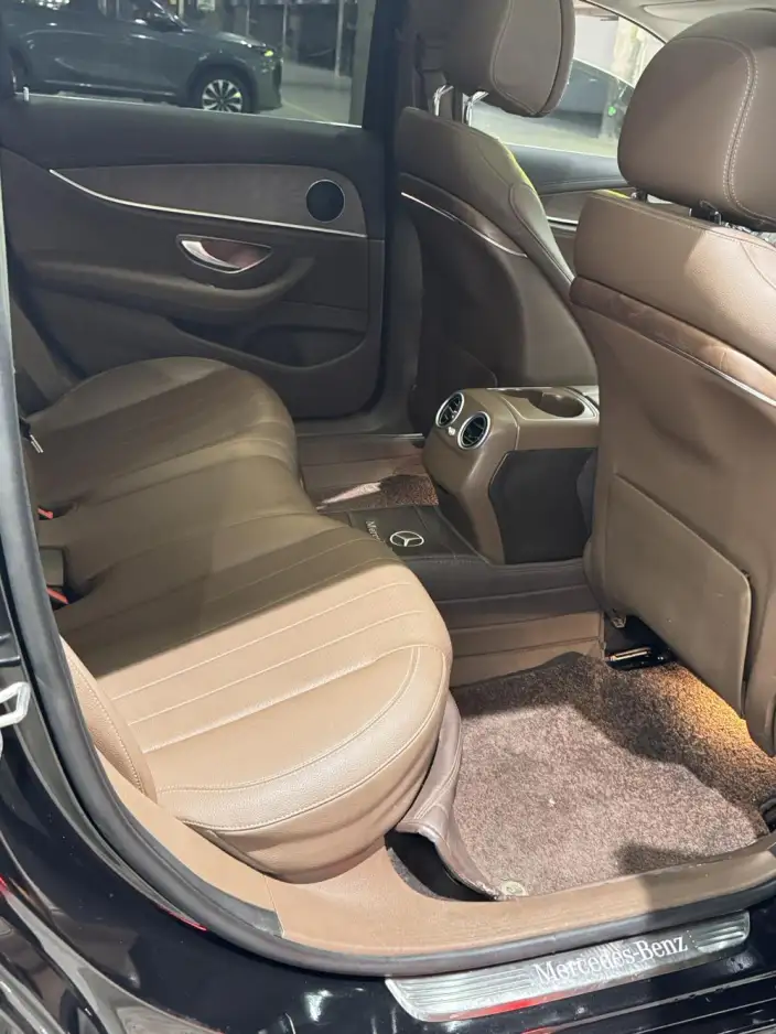 Mercedes-Benz E-Class 2020 Model E 260 L – фото 10