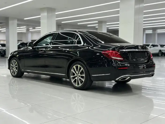 Mercedes-Benz E-Class 2020 Model E 260 L – фото 4