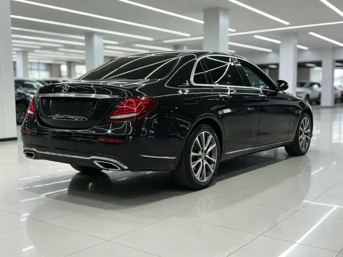 Mercedes-Benz E-Class 2020 Model E 260 L – фото 6