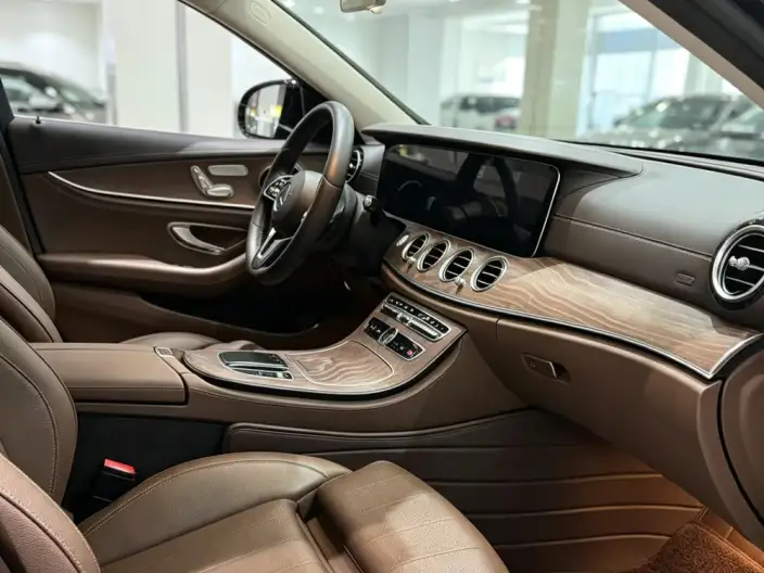 Mercedes-Benz E-Class 2020 Model E 260 L – фото 8