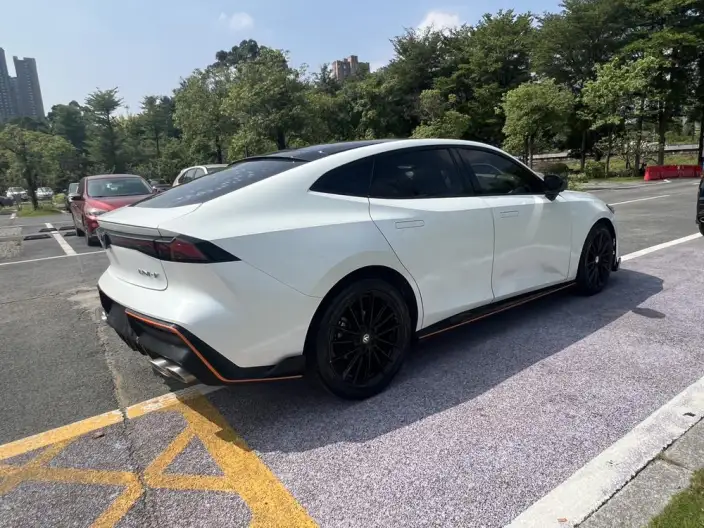 Changan UNI-V 2023 Model 1.5T Sports Edition – фото 6