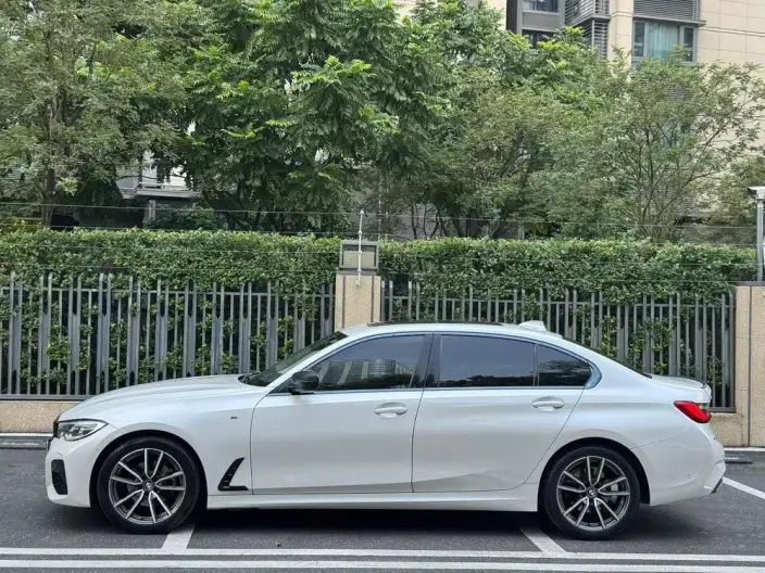 BMW 3 Series 2021 Model 325Li M Sports Set – фото 3