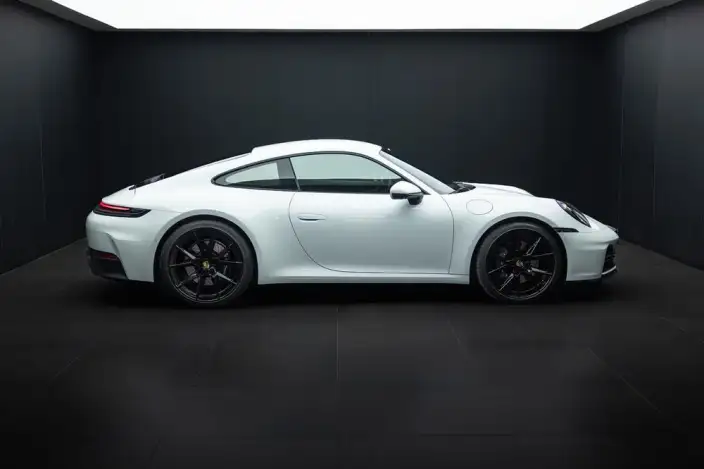 PORSCHE 911 2025 Model Carrera 3.0T – фото 7