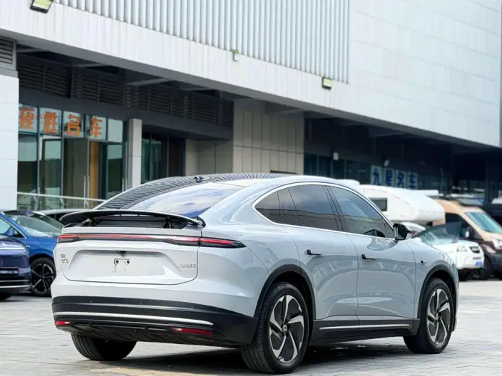 NIO EC6 2024 Model 75kWh – фото 7