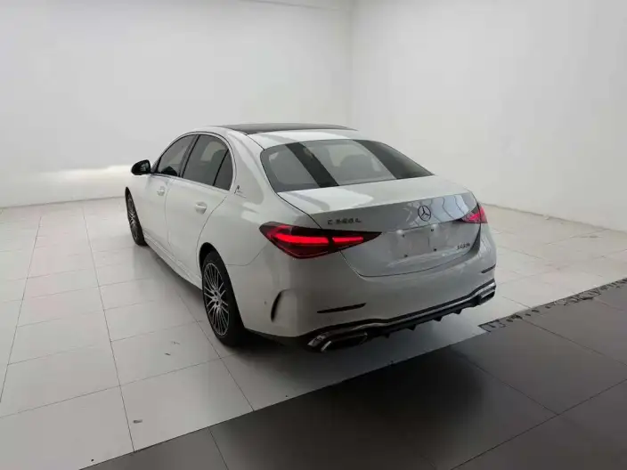 Mercedes-Benz C-Class 2024 Model C 260 L Sports Edition – фото 4