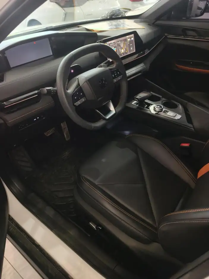 Changan UNI-V 2022 Model 1.5T Sports Edition – фото 6