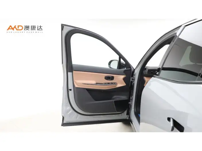 NIO ES8 2020 Model 415KM Base Edition VII seat – фото 9
