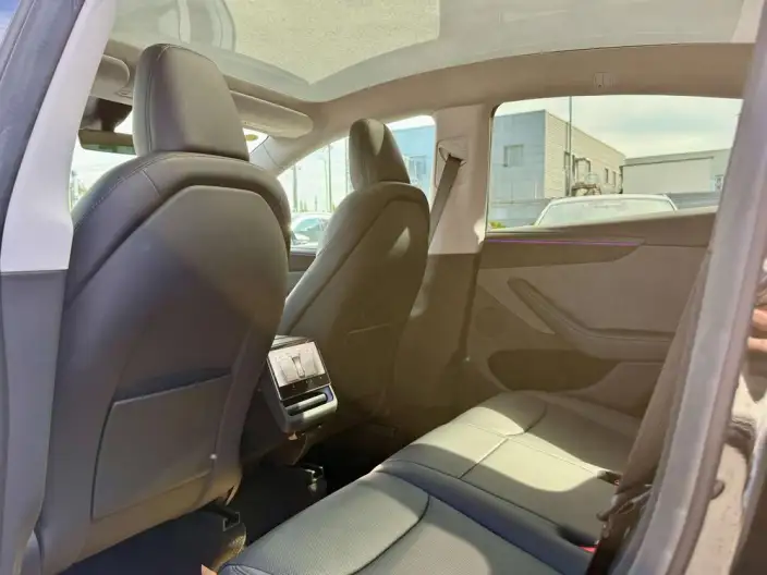 Model Y 2025 Model Rear-wheel drive version – фото 10