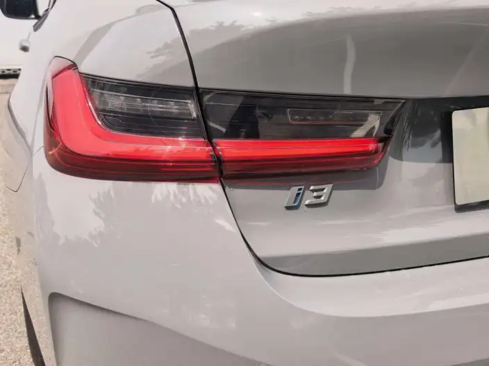 BMW i3 2022 Model eDrive35L – фото 8