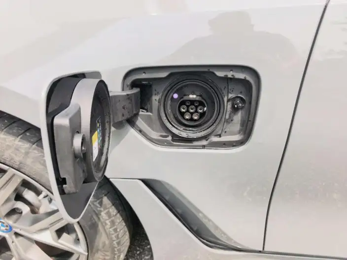 BMW i3 2022 Model eDrive35L – фото 9
