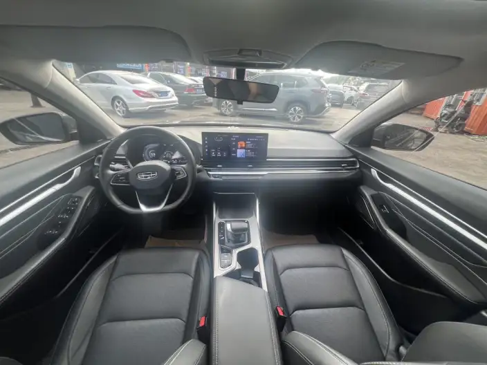 Geely Emgrand 2022 Model No. 4 Gen 1.5L CVT Noble Model – фото 8