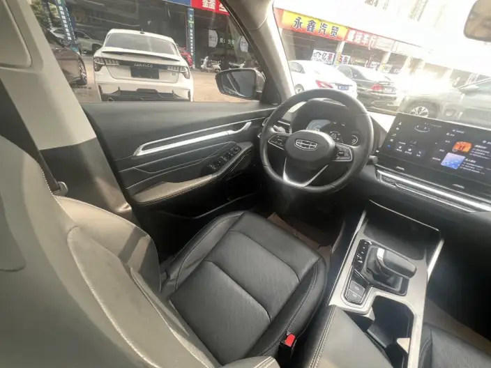 Geely Emgrand 2022 Model No. 4 Gen 1.5L CVT Noble Model – фото 9