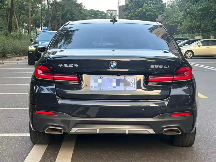 BMW 5 Series 2022 Model 525Li M Sports Set – фото 4