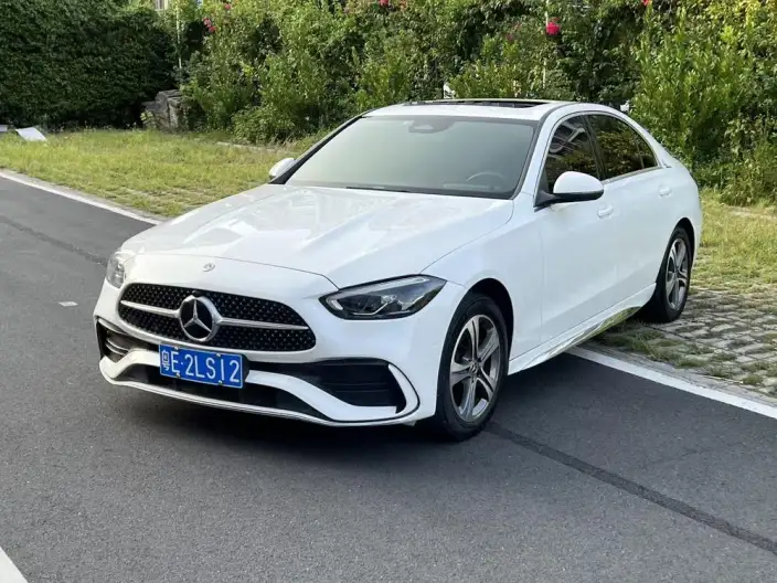 Mercedes-Benz C-Class 2022 Model C 200 L Sports Edition – фото 1