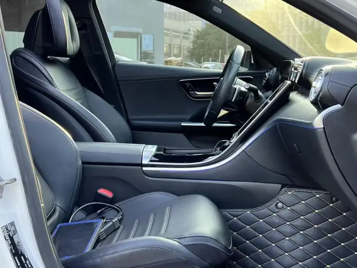 Mercedes-Benz C-Class 2022 Model C 200 L Sports Edition – фото 9