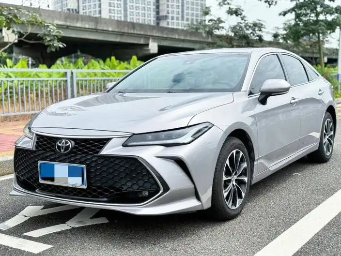 Toyota Avalon 2023 Model 2.5L Automatic Deluxe Edition – фото 1