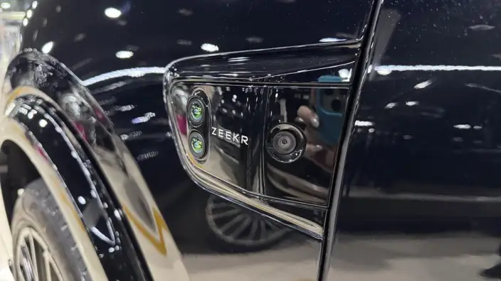ZEEKR 8X 2026 Model Black Badge – фото 8