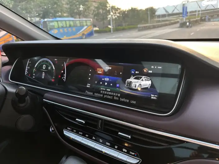 GAC Trumpchi M6 2021 Model 270T Automatic Exclusive Edition 7 seat – фото 8