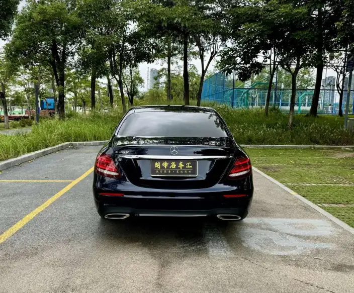 Mercedes-Benz E-Class Imported 2020 Model E 260 Sports Edition – фото 6