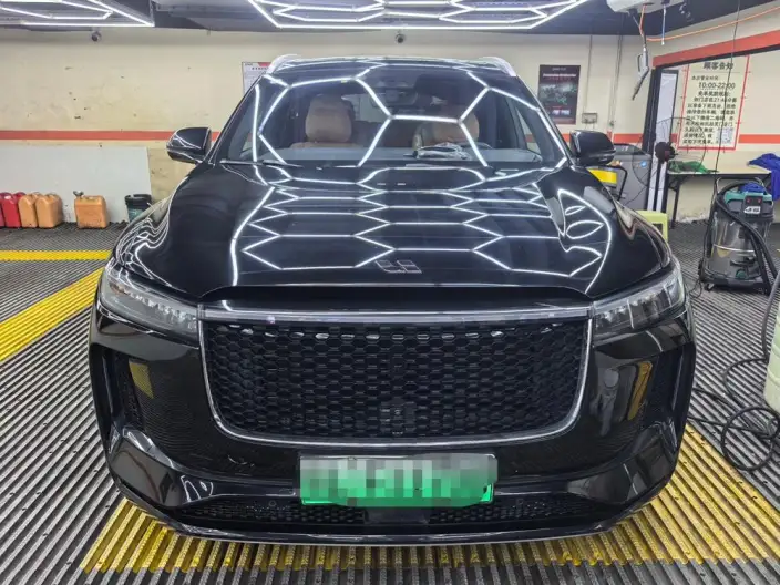 Li Auto ONE 2020 Model Extended Range 6 seat Edition – фото 2