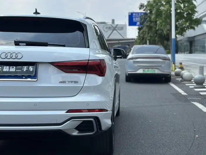 AUDI Q3 2025 Model quattro 45th Anniversary Collector Edition Edition 35 TFSI Fashion Dynamic Model – фото 10