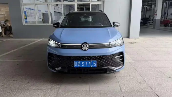 Volkswagen Tiguan L 2026 Model Pro 380TSI 4WD R-Line Zhizun Edition – фото 2