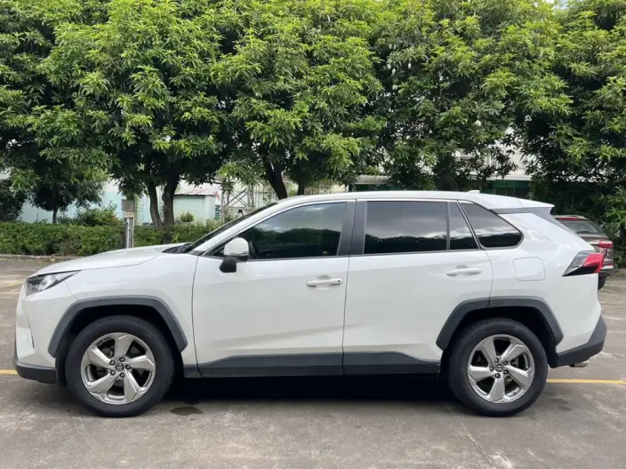 Toyota RAV4 2020 Model 2.0L CVT 2WD Fashion Plus Edition – фото 3