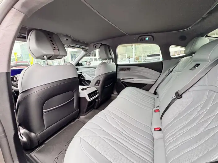 Geely Galaxy E8 2025 Model 575km Tiggo Edition – фото 10